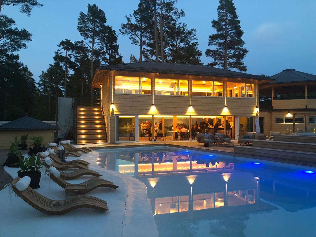 Hoelick Havsresort & Hotel 4*